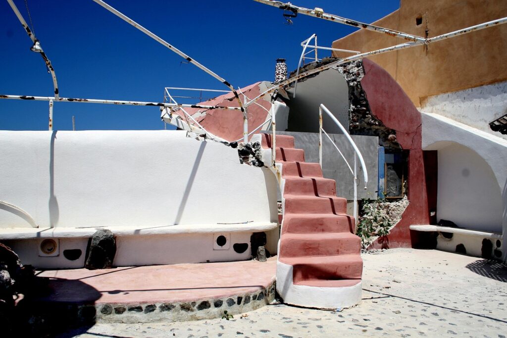 地震に強い建物の構造とはどのようなものですか？