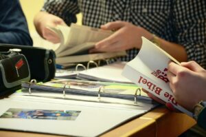 自由研究の評判はどう確認する？